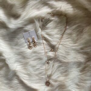 Tommy Bahama Elegant Seashell Tiered Necklace